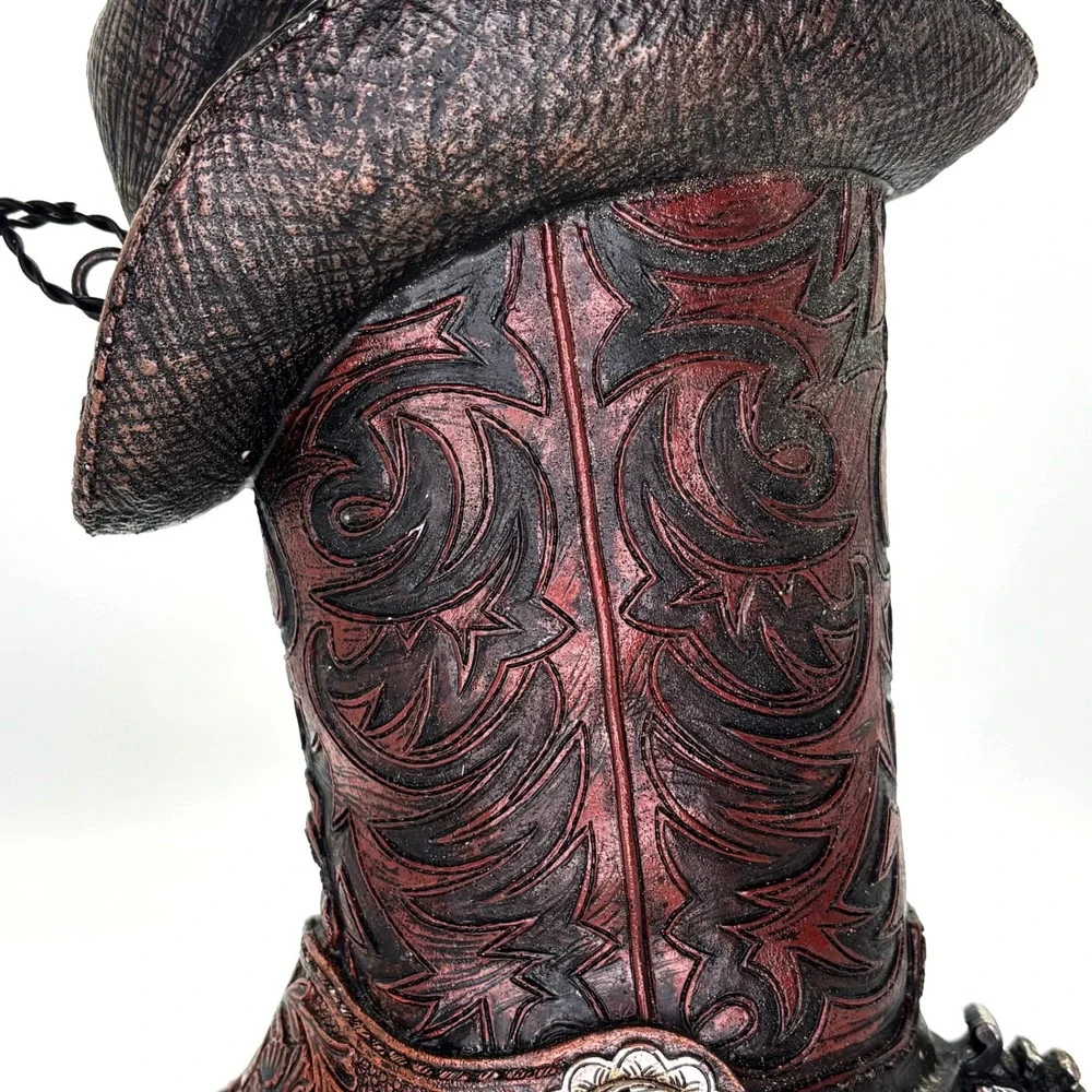 Western Cowboy Boot Birdhouse Resin Hanging Rustic Outdoor Garden Decor Hat Spur